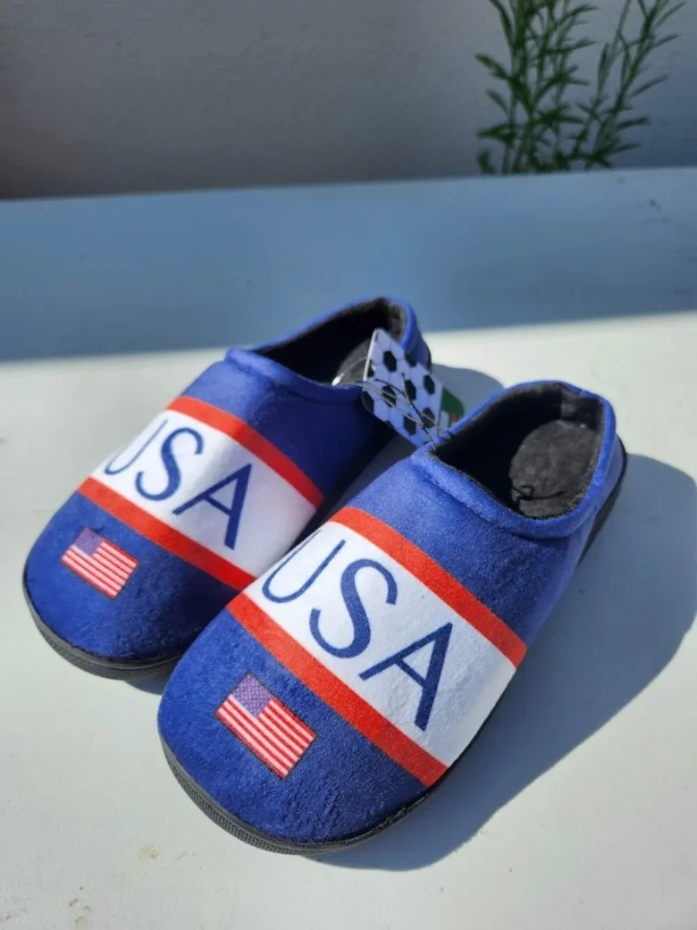 NEW Men's Size 9 / 10 USA Team Slippers Shoes House Sandals New w/ Tags Olympics